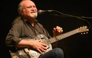 Tinsley Ellis to Make A Rare Live Acoustic Performance at 191 Toole!